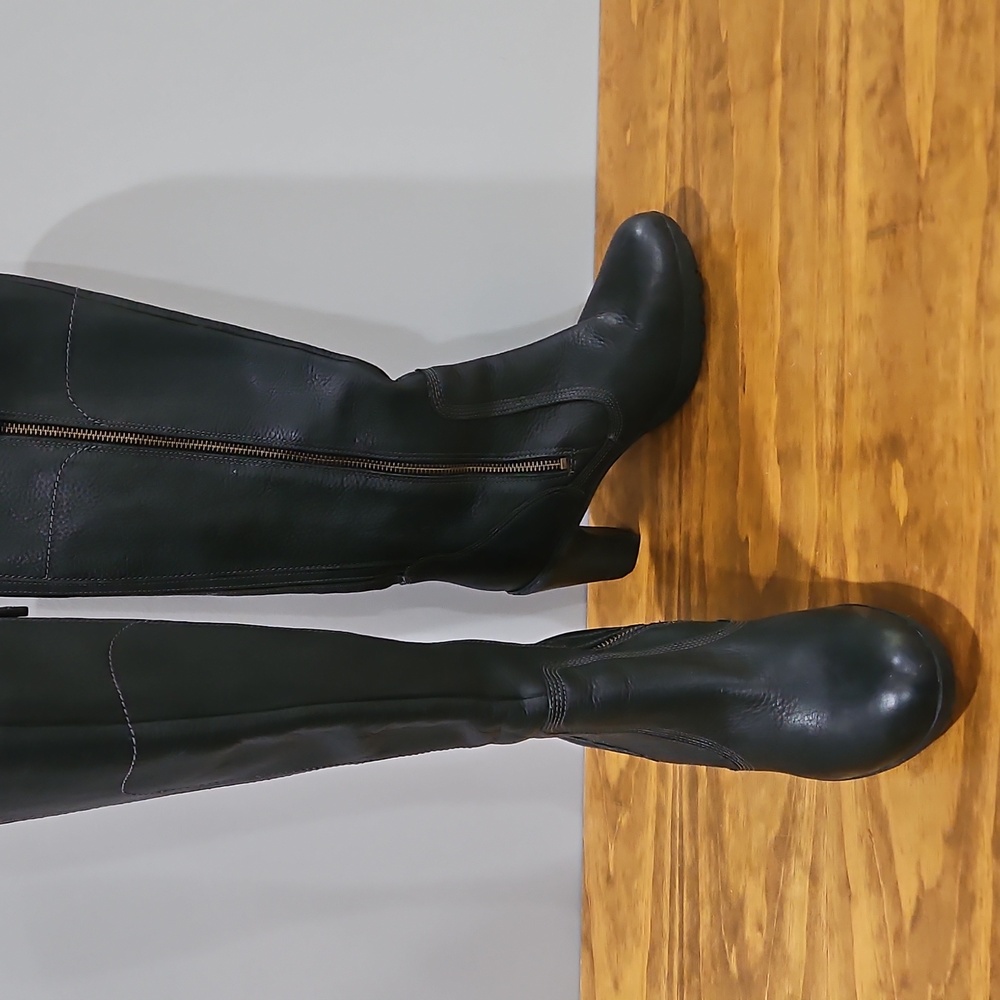 Timberland Black Knee-High Leather Boots 3 Inch Heel